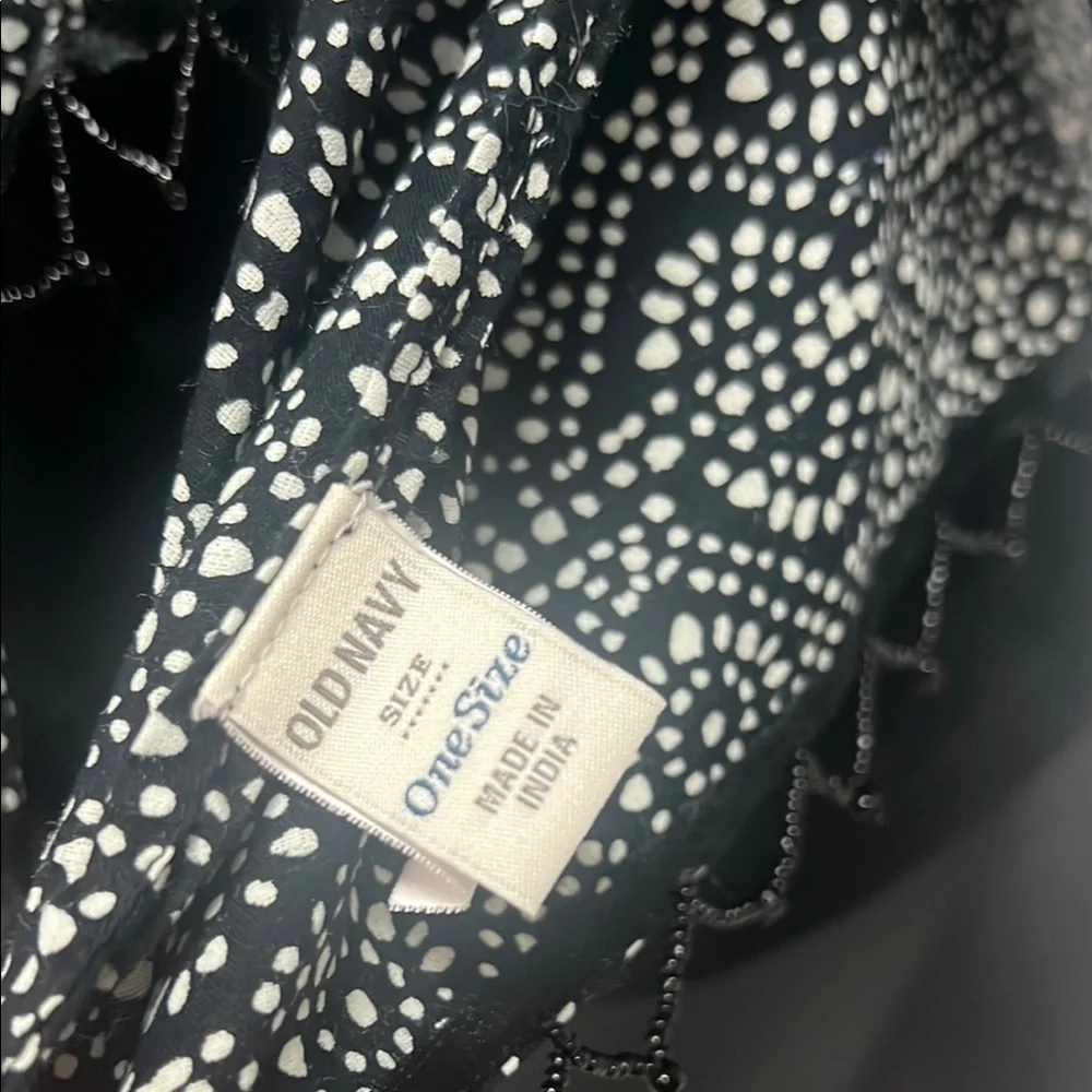 Old Navy Black and White Dotted Scarf